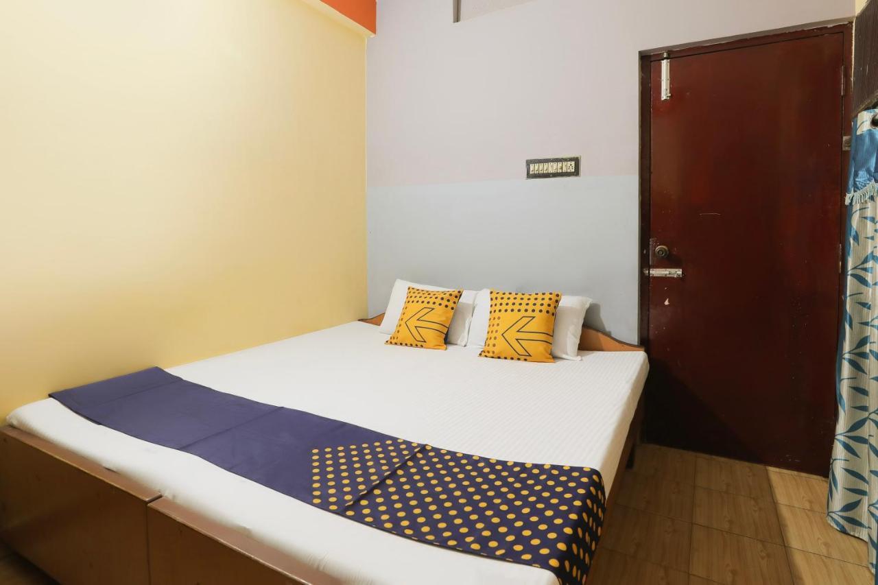 Spot On 64228 Ram Palace Otel Chennai Dış mekan fotoğraf