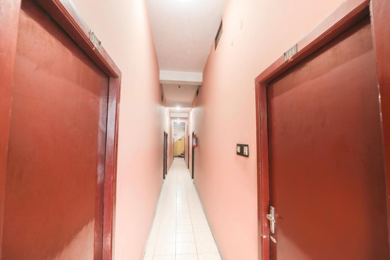 Spot On 64228 Ram Palace Otel Chennai Dış mekan fotoğraf